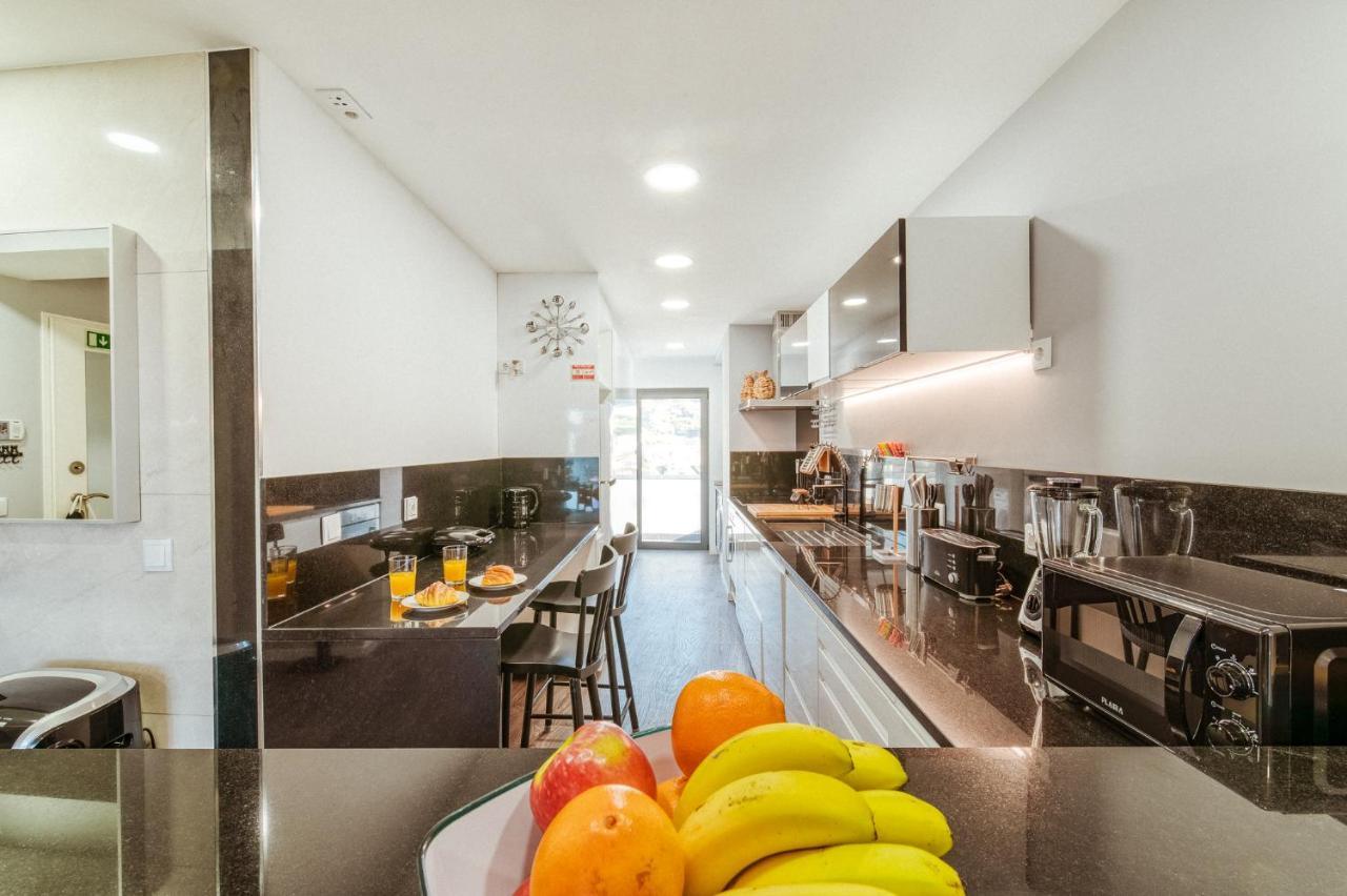 Rym Apartment - Madalenas ฟุงชาล ภายนอก รูปภาพ