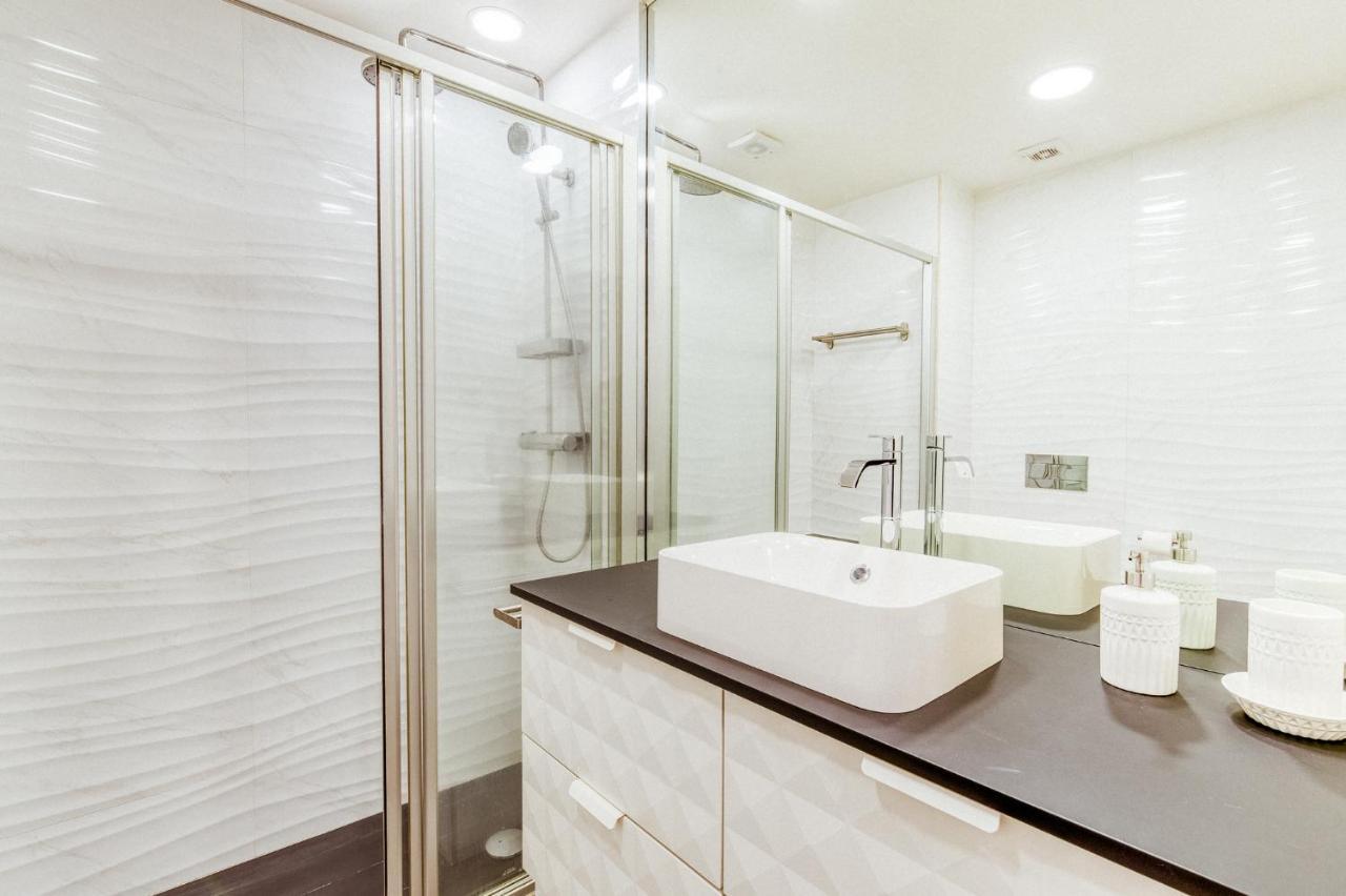 Rym Apartment - Madalenas ฟุงชาล ภายนอก รูปภาพ
